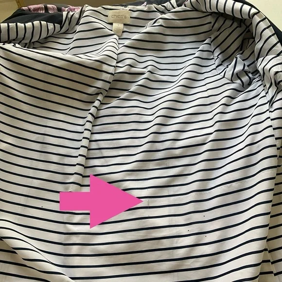 Chico's Navy Trench Coat with Pink-Lilac Floral Print Size 1 (Medium) - Picture 11 of 11